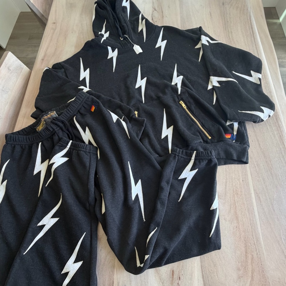NEW Aviator Nation Bolt Stitch Repeat Sold Out RARE Sweat Outfit Sz Med Charcoal